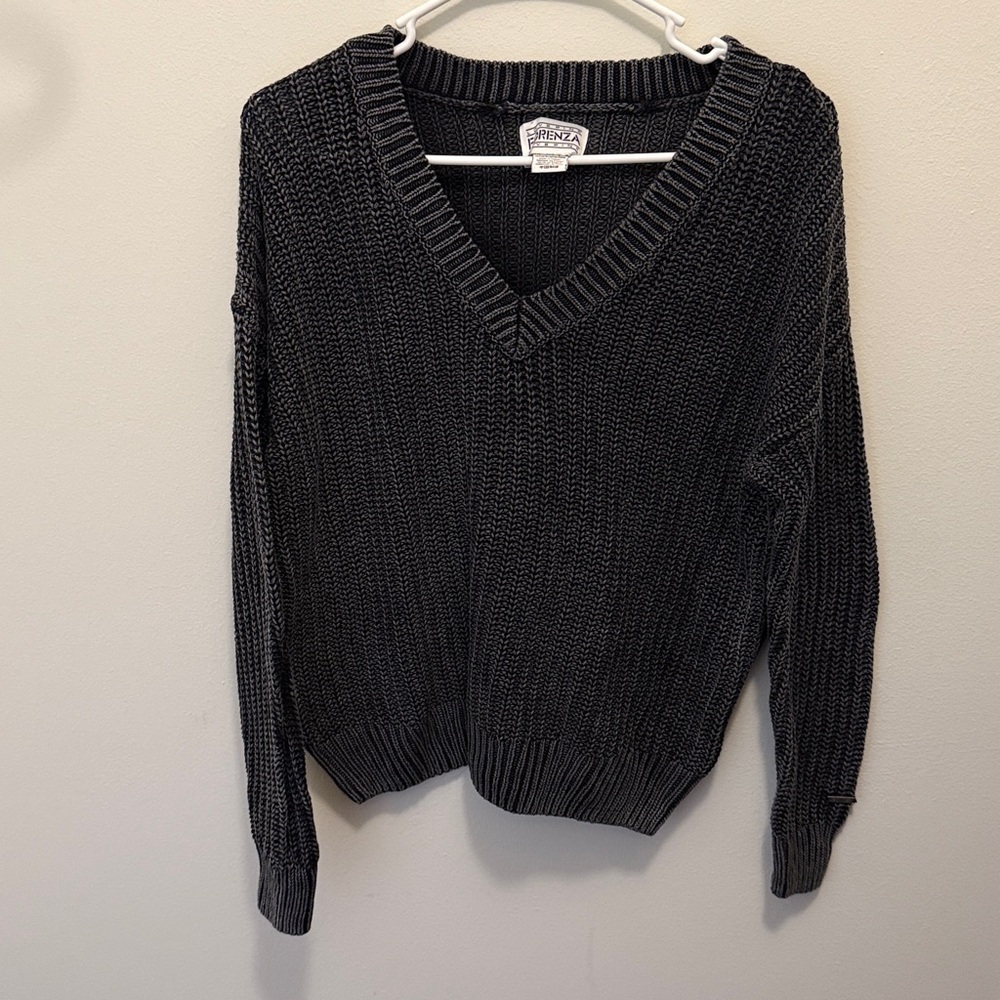 Forenza Women's Charcoal V-Neck Sweater
